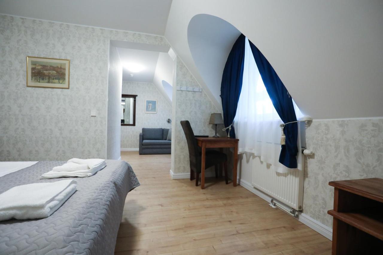 Hotel Manor